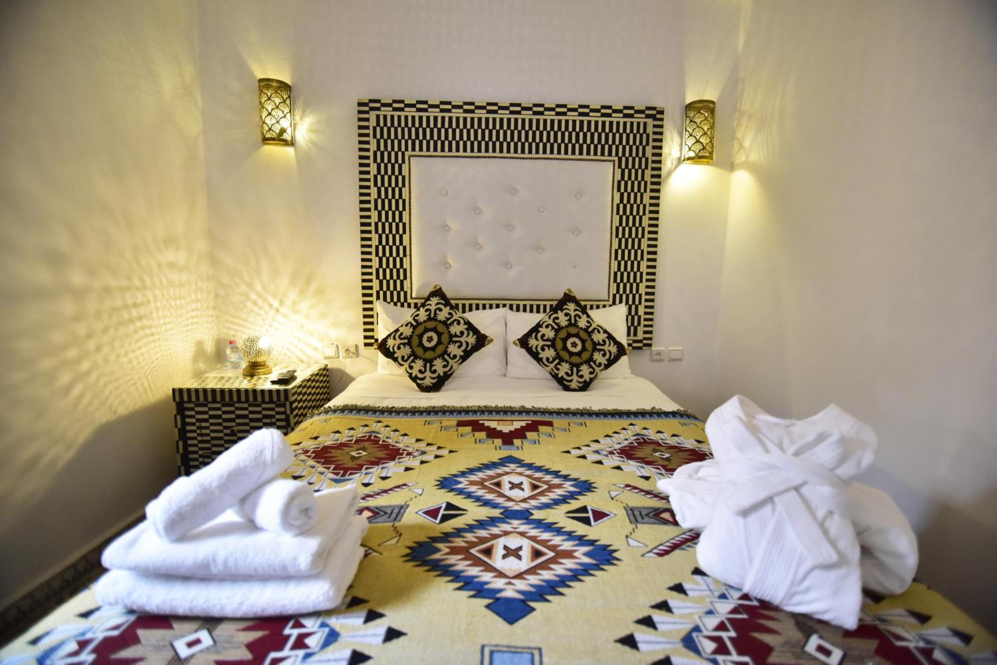 Zoco Riad Tangier Exterior photo